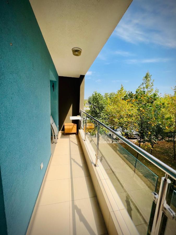 The Airport Loft Apartman Otopeni Kültér fotó