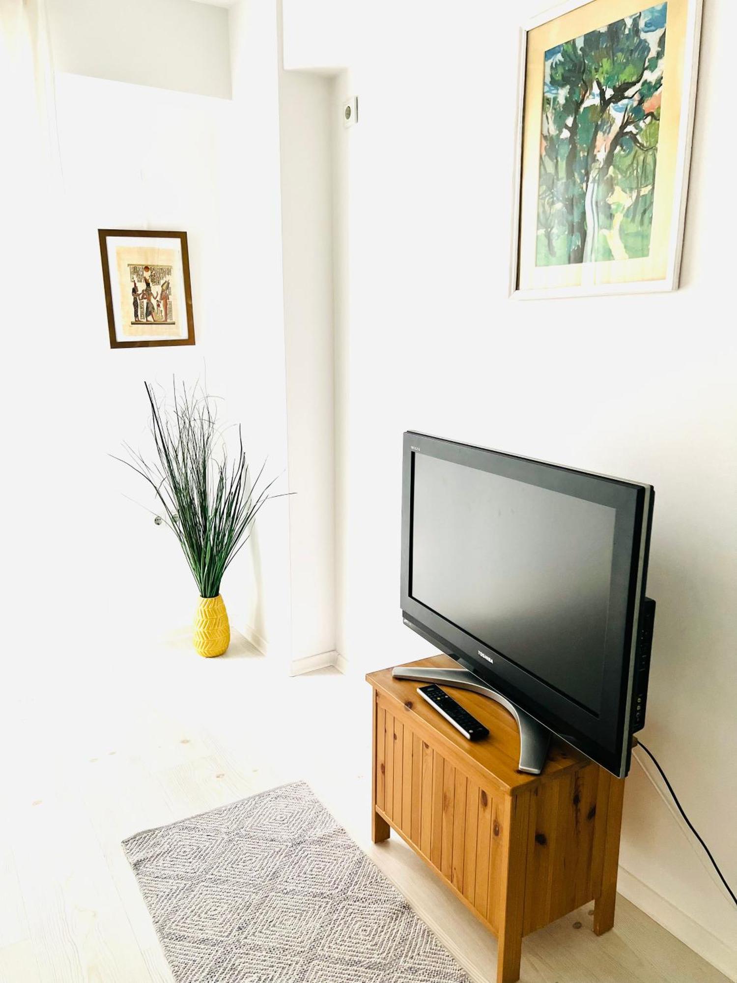 The Airport Loft Apartman Otopeni Kültér fotó